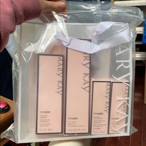 Bundle pack Mary Kay facial kit- reserved